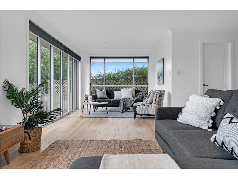 12 George Francis Drive, Mount Compass SA 5210