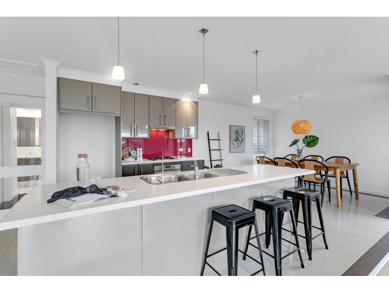 12 George Francis Drive, Mount Compass SA 5210