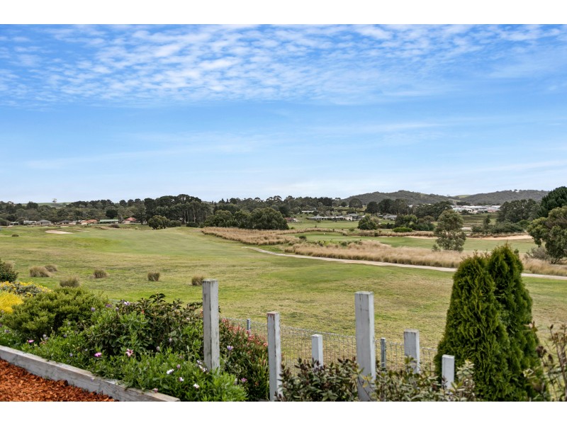 12 George Francis Drive, Mount Compass SA 5210