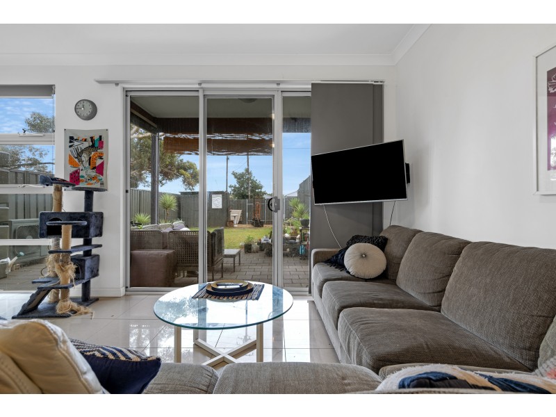 43 Eurunderee Avenue, Seacombe Gardens SA 5047