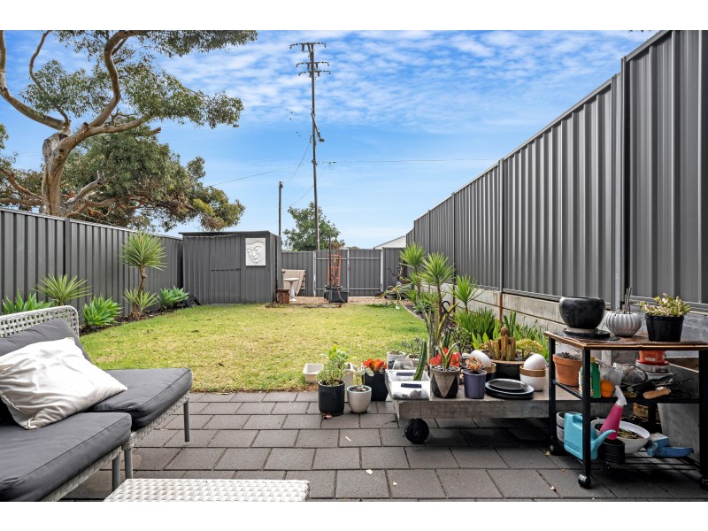 43 Eurunderee Avenue, Seacombe Gardens SA 5047