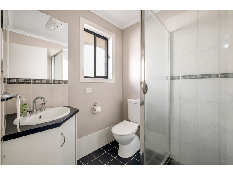 18 McKinlay Street, Mount Compass SA 5210