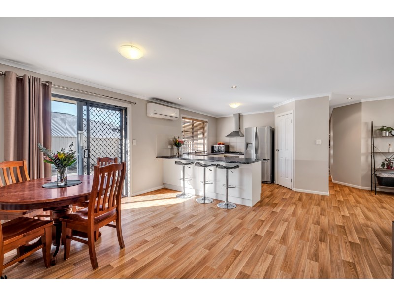 18 McKinlay Street, Mount Compass SA 5210