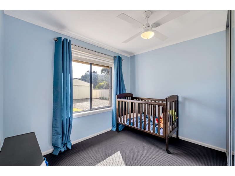 18 McKinlay Street, Mount Compass SA 5210