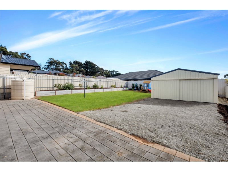 18 McKinlay Street, Mount Compass SA 5210