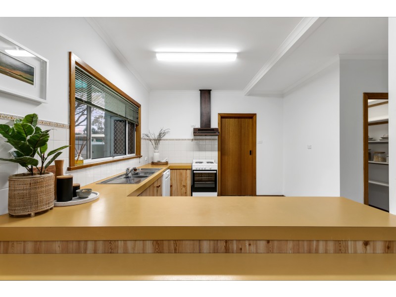 15 Tatachilla Road, Mclaren Vale SA 5171
