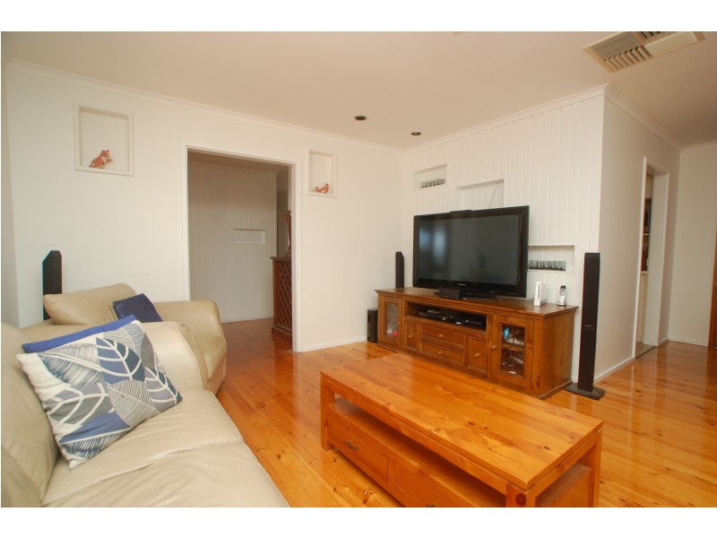 13 Caribbean Crescent, Happy Valley SA 5159