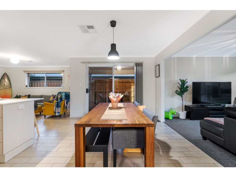 50 Cook Street, Seaford Meadows SA 5169