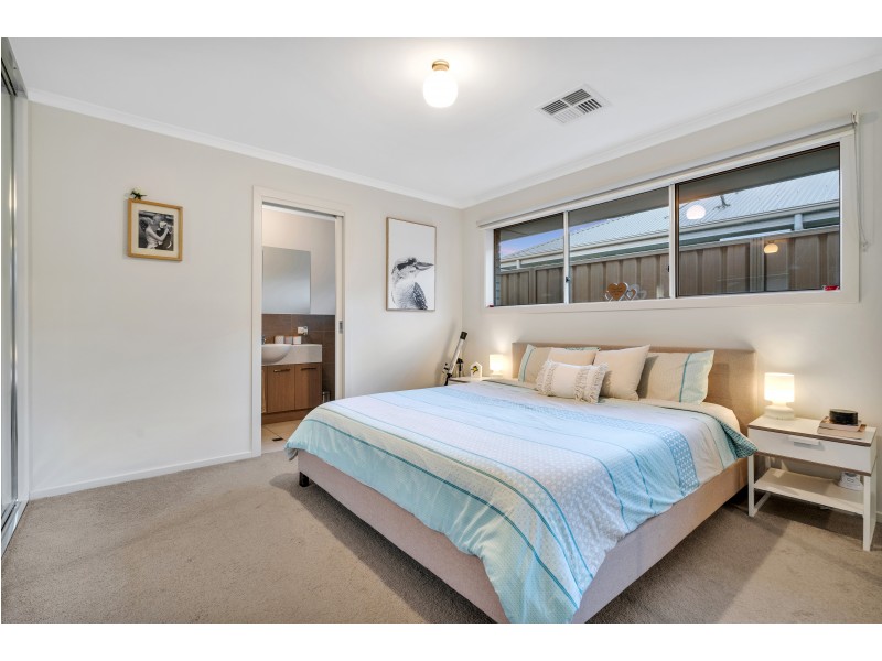 50 Cook Street, Seaford Meadows SA 5169