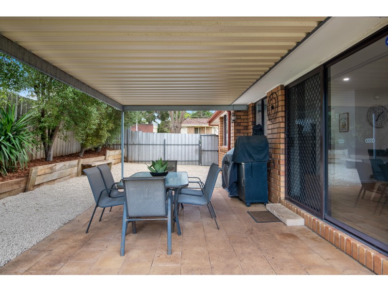 35 Lismore Crescent, Huntfield Heights SA 5163