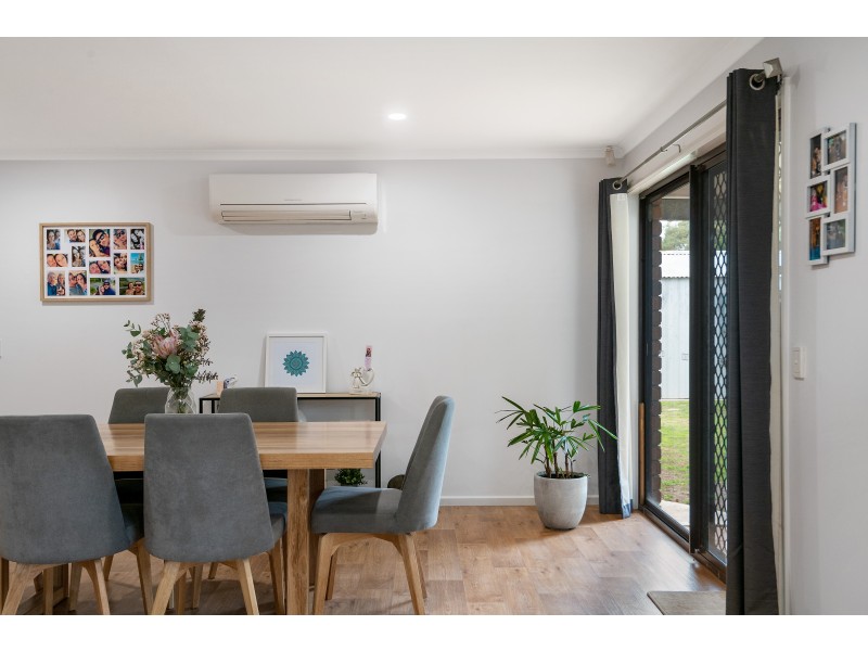 35 Lismore Crescent, Huntfield Heights SA 5163