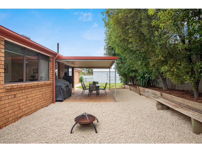 35 Lismore Crescent, Huntfield Heights SA 5163