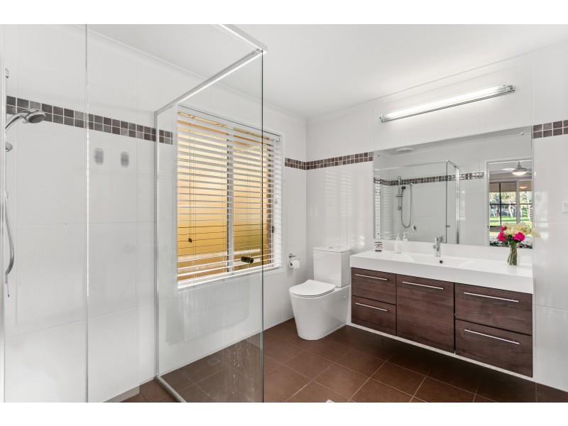 64 Foxfield Drive, Onkaparinga Hills SA 5163