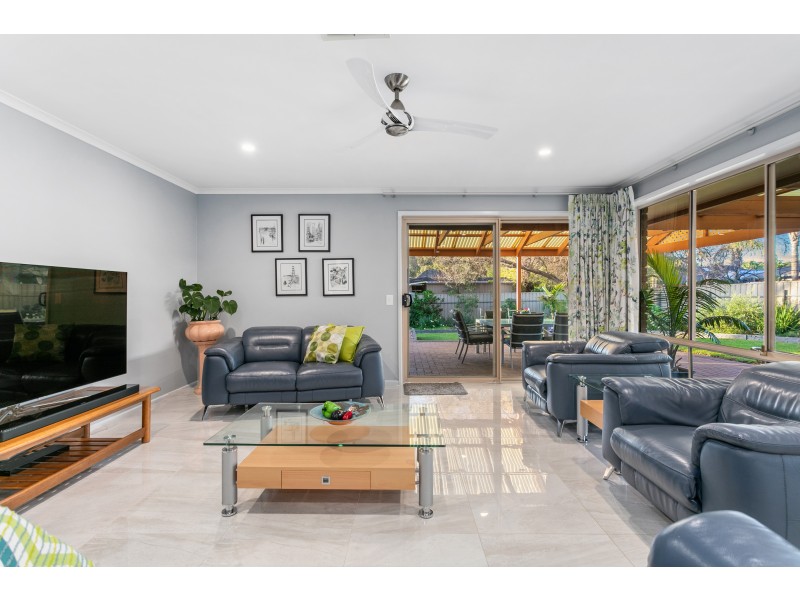 64 Foxfield Drive, Onkaparinga Hills SA 5163