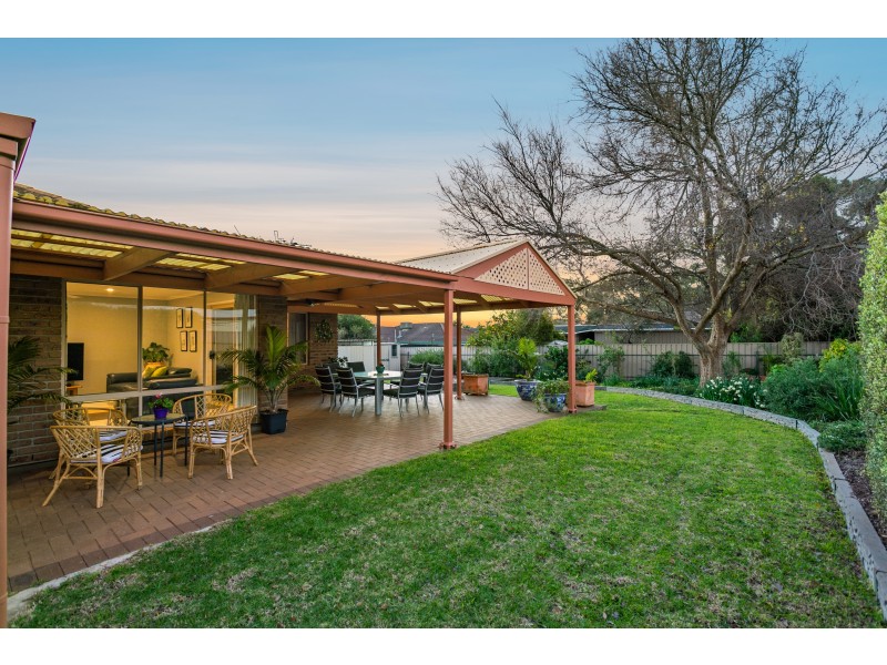 64 Foxfield Drive, Onkaparinga Hills SA 5163
