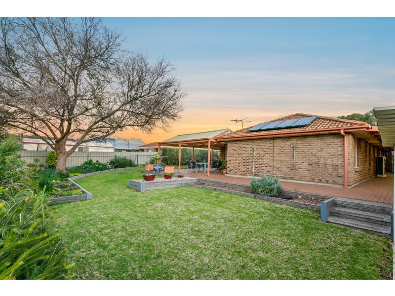 64 Foxfield Drive, Onkaparinga Hills SA 5163