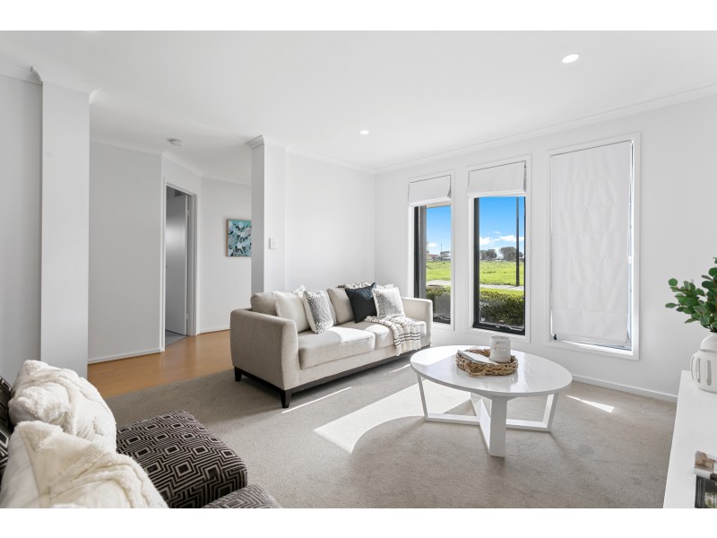 11 Chartreuse Court, Aldinga Beach SA 5173