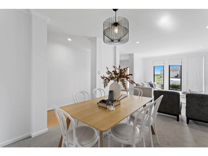 11 Chartreuse Court, Aldinga Beach SA 5173