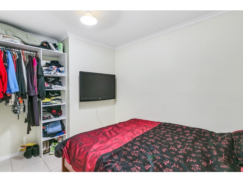 18 Rosemont Avenue, Woodcroft SA 5162