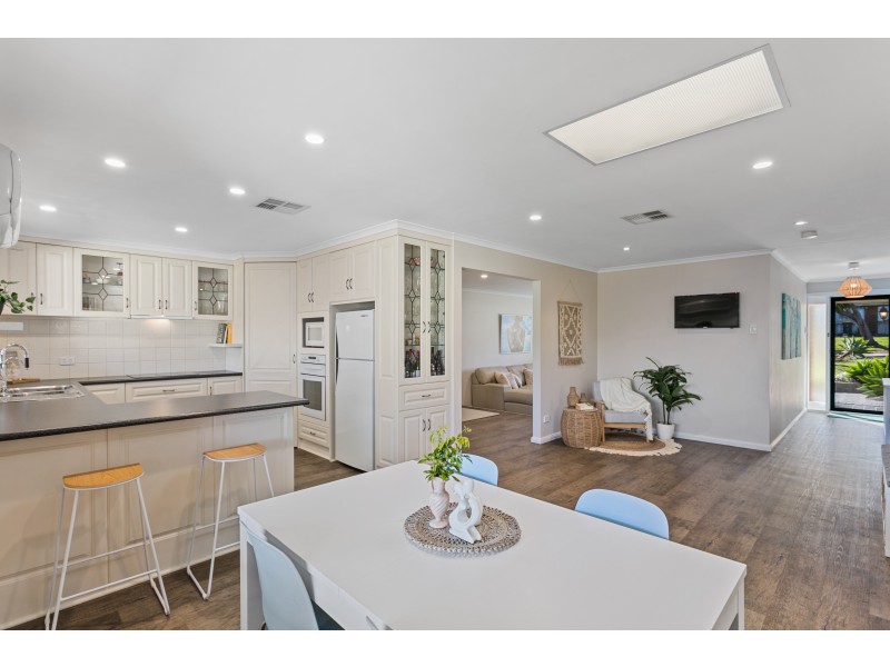 19 Torrens Street, Happy Valley SA 5159