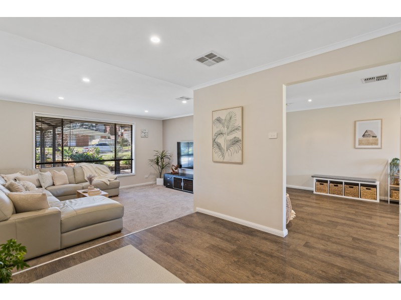 19 Torrens Street, Happy Valley SA 5159