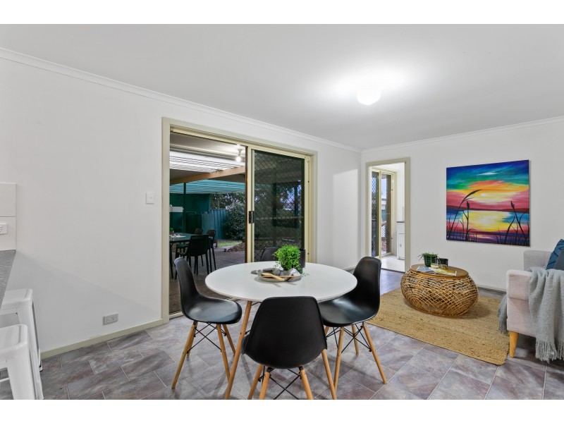 82 Emmerson Drive, Morphett Vale SA 5162
