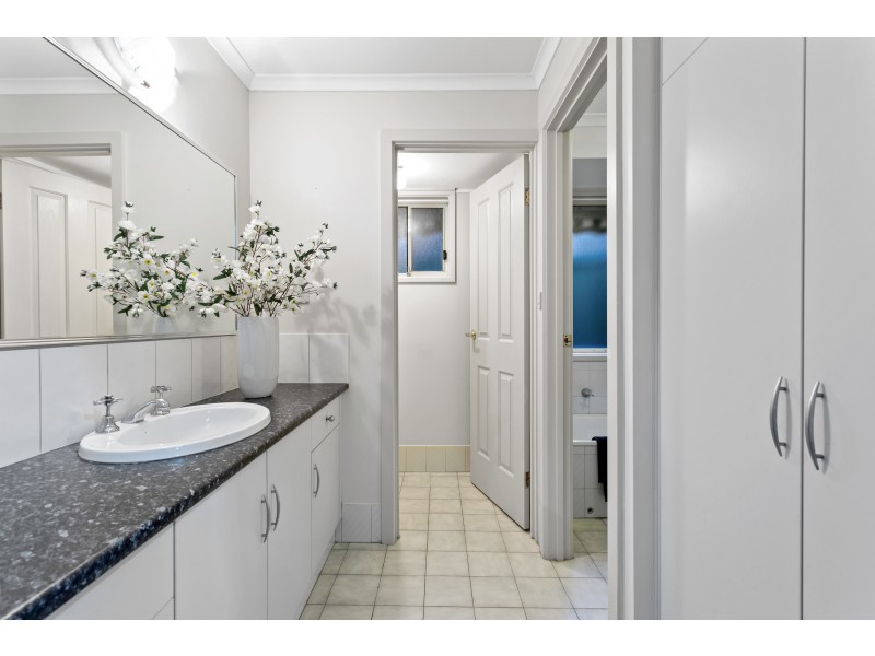 82 Emmerson Drive, Morphett Vale SA 5162