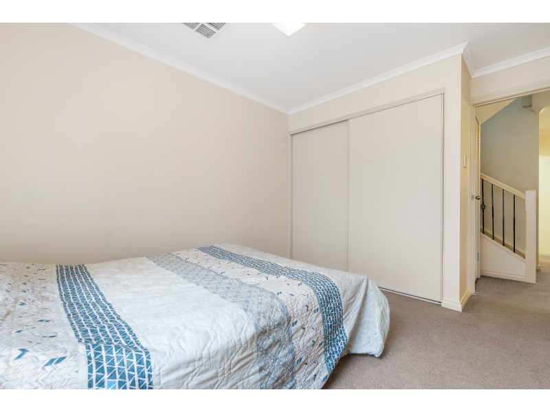 33 Reordan Drive, Greenwith SA 5125