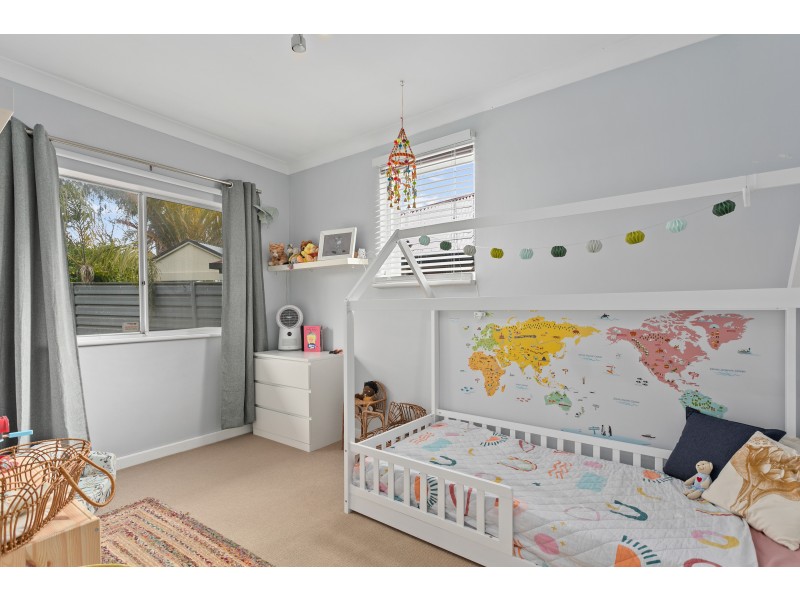 8 Kenihans Road, Happy Valley SA 5159