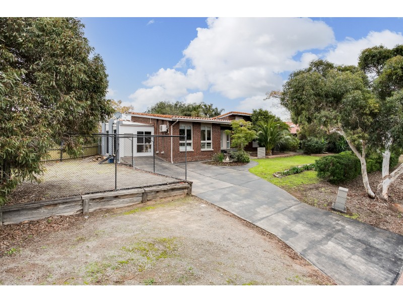 8 Kenihans Road, Happy Valley SA 5159