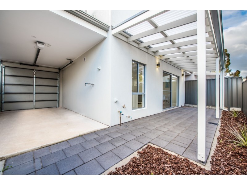 22c Grazing Ave, Morphett Vale SA 5162