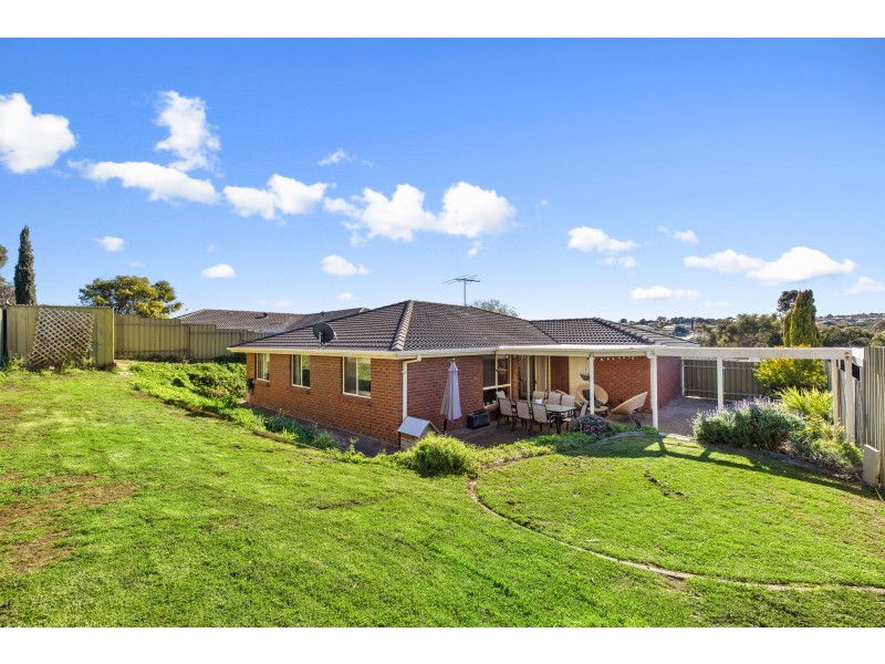 34 Caswell Drive, Hallett Cove SA 5158