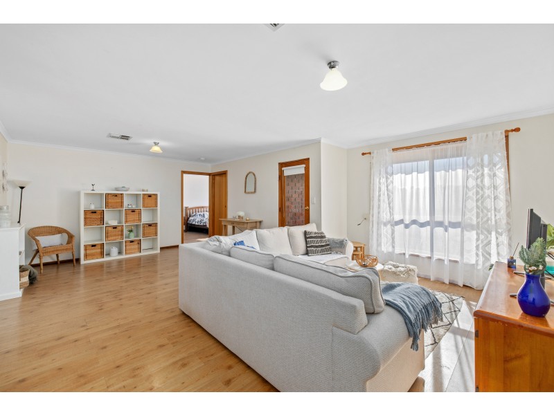 34 Caswell Drive, Hallett Cove SA 5158