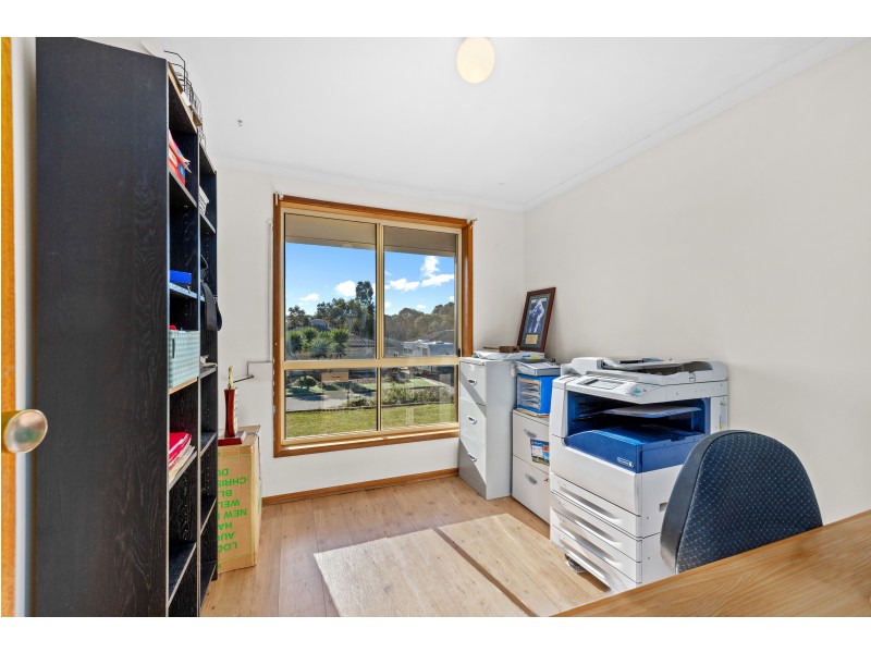 34 Caswell Drive, Hallett Cove SA 5158