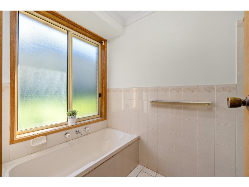 34 Caswell Drive, Hallett Cove SA 5158