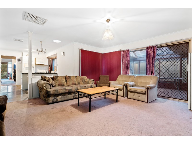 2 Fernilee Court, Onkaparinga Hills SA 5163