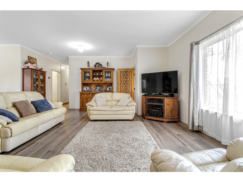 17 Croser Avenue, Aldinga Beach SA 5173