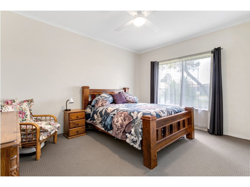 17 Croser Avenue, Aldinga Beach SA 5173