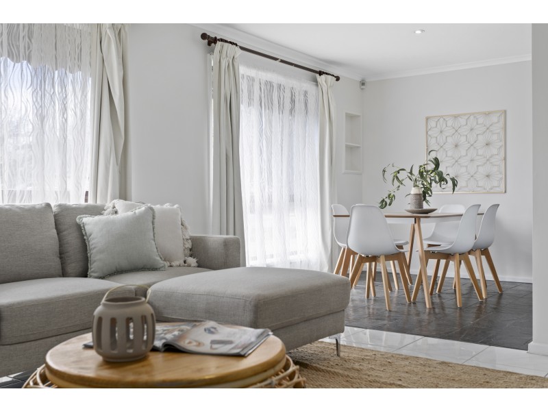 11 Odessa Drive, Woodcroft SA 5162