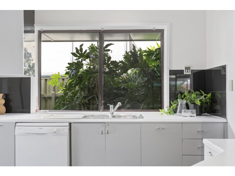 11 Odessa Drive, Woodcroft SA 5162