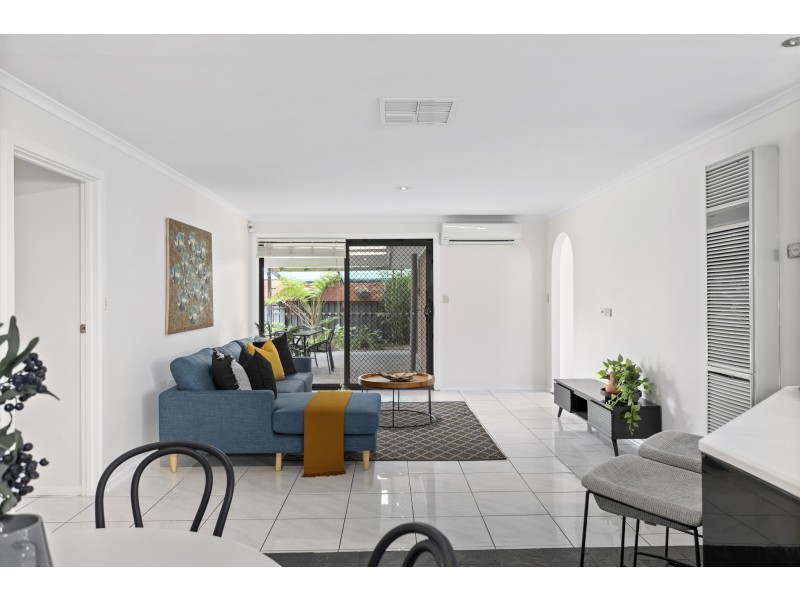 11 Odessa Drive, Woodcroft SA 5162