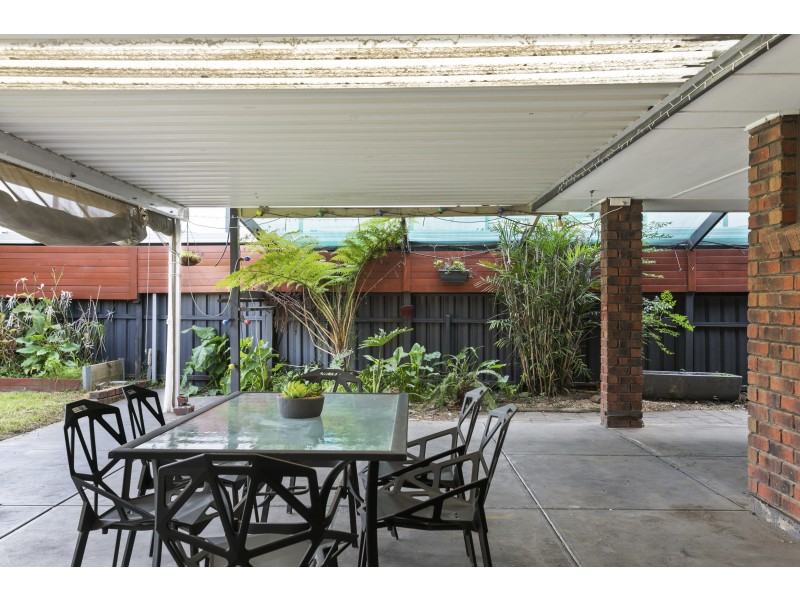 11 Odessa Drive, Woodcroft SA 5162