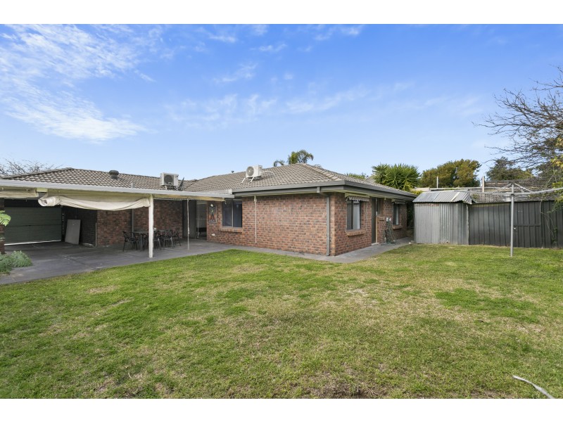 11 Odessa Drive, Woodcroft SA 5162