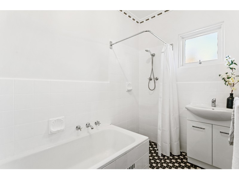 6 Wahratta Avenue, Morphett Vale SA 5162