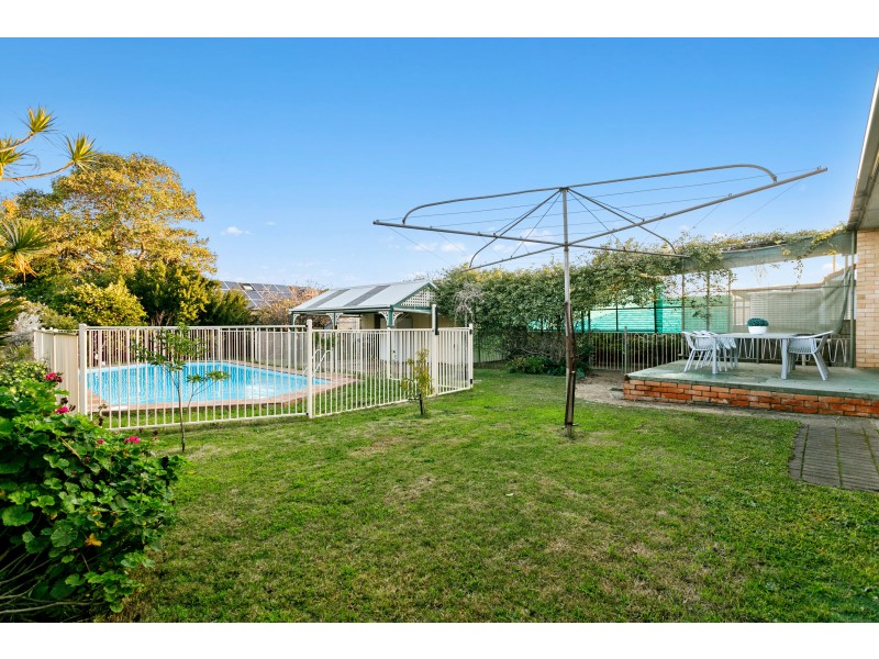 6 Wahratta Avenue, Morphett Vale SA 5162