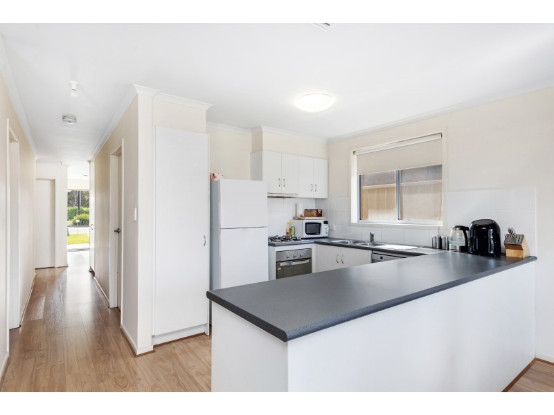 60A Quinliven Road, Aldinga Beach SA 5173