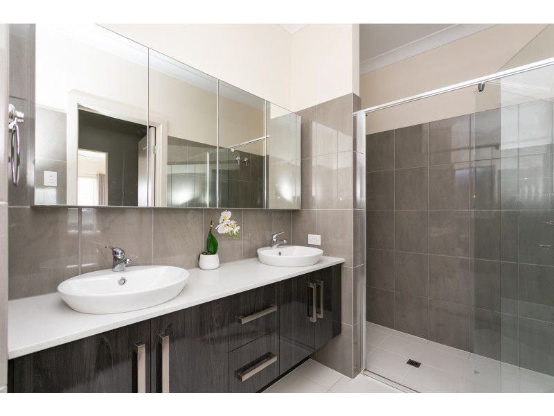30 Observation Road, Seaford Heights SA 5169