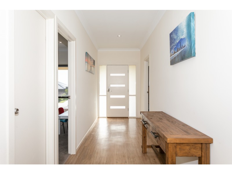 30 Observation Road, Seaford Heights SA 5169