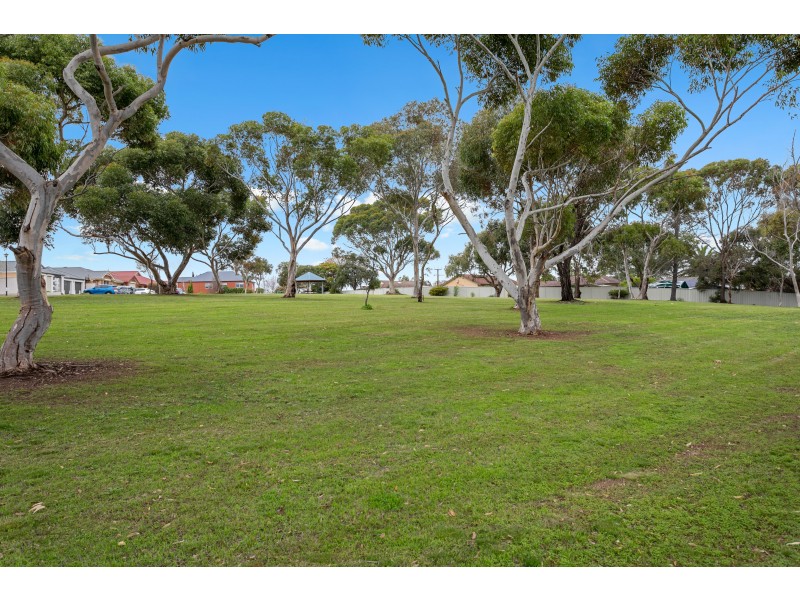 4 Grant Road, Reynella SA 5161