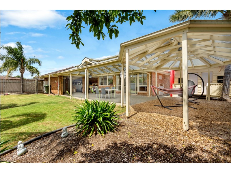 86 Investigator Drive, Woodcroft SA 5162